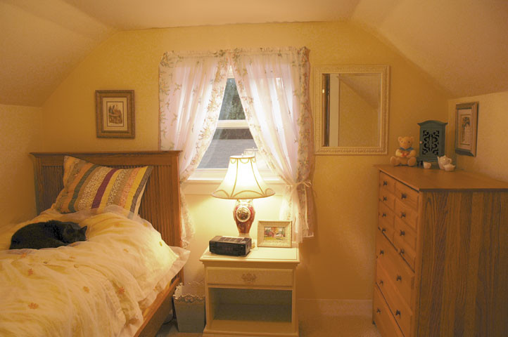 Sypialnia, jak ze snów, czyli jak zaaranżować piękne i komfortowe pomieszczenie?